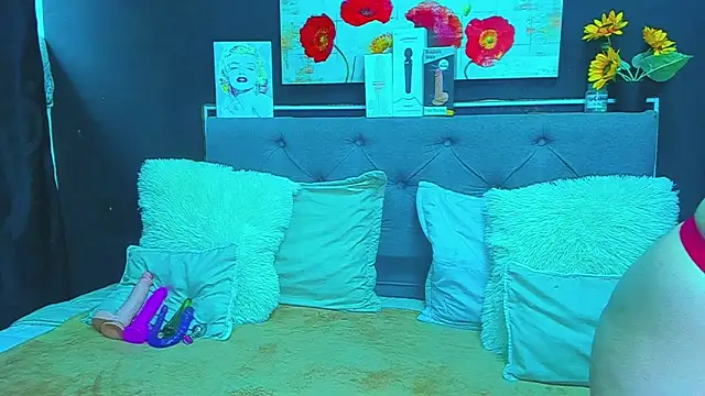 dulce celeste15 online show from March 13, 8:54 pm