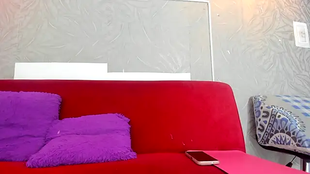 KOURTNEY-- online show from March 7, 2:08 am