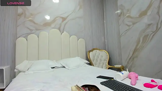 Carohorny4u online show from March 7, 12:23 pm