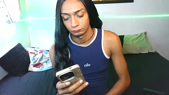 alexxa Rooa online show from April 10, 9:30 pm