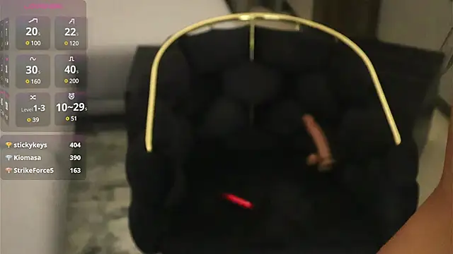 IrisNoire online show from February 4, 8:17 pm