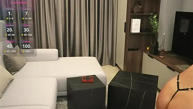 IrisNoire online show from February 16, 8:11 pm