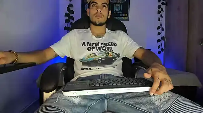 mikee scooth online show from March 15, 12:25 am