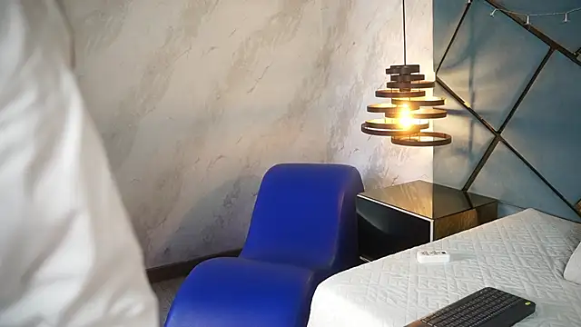 Snapshot of ammy_durand chatting on June 14, 7:16 pm ammy durand online show from June 14, 7:16 pm