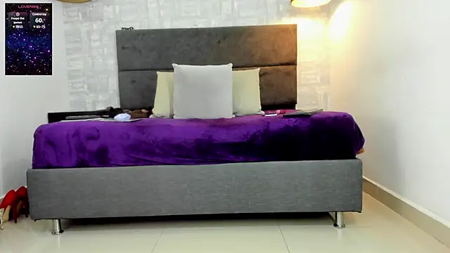 Snapshot of missnatash chatting on January 27, 10:49 pm missnatash online show from January 27, 10:49 pm
