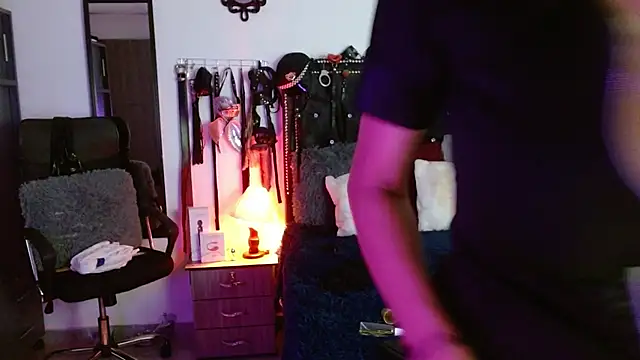 SamaraMartinez online show from November 7, 10:15 am