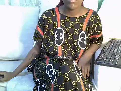 Snapshot of Caryyyl chatting on March 1, 5:53 am Caryyyl online show from March 1, 5:53 am