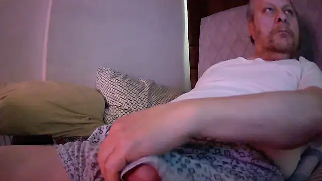 amylrmm1903 online show from March 8, 10:19 am