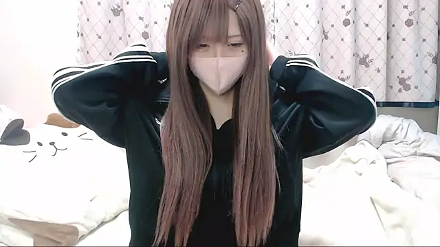 Snapshot of _hiyor_ chatting on February 1, 7:01 pm hiyor online show from February 1, 7:01 pm