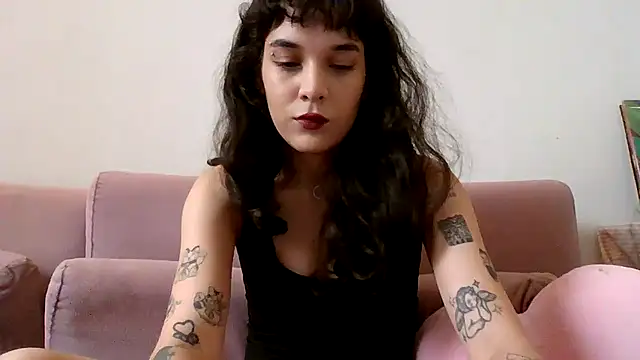 kimmykink online show from February 23, 5:32 pm