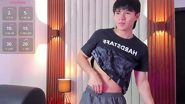 Snapshot of Ryo_kush chatting on October 25, 3:47 am Ryo kush online show from October 25, 3:47 am