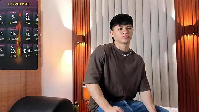 Ryo kush online show from April 12, 3:44 am