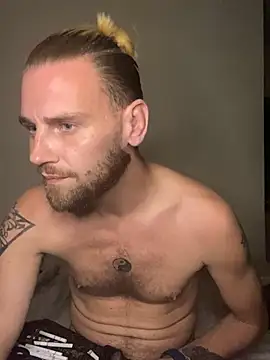 Danjamez1892 online show from February 2, 9:34 pm