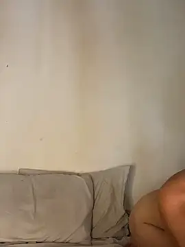 Danjamez1892 online show from March 8, 6:54 am