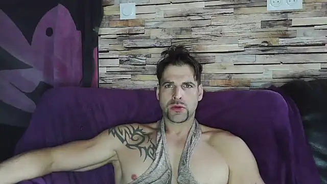 XxBigboybandxX online show from December 20, 12:49 pm