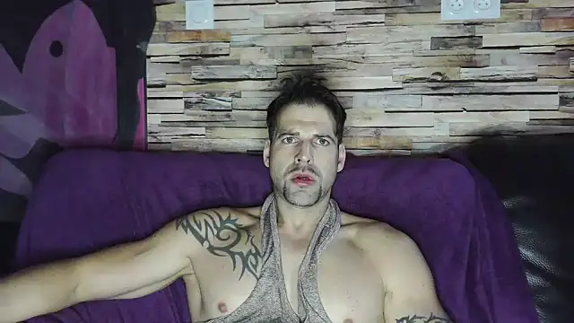 XxBigboybandxX online show from December 20, 3:53 pm