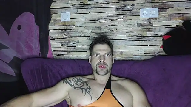 XxBigboybandxX online show from February 26, 6:54 pm