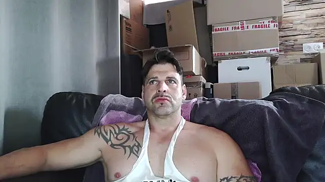 XxBigboybandxX online show from April 22, 3:24 pm