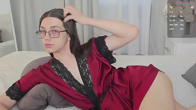 Alfreda Mills online show from February 28, 10:38 am