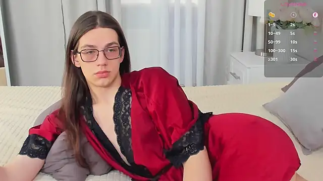 Alfreda Mills online show from March 26, 10:43 am