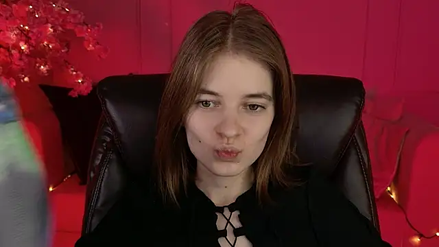 TinaDavil online show from December 9, 5:52 pm