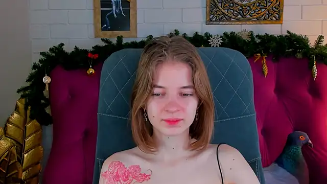 TinaDavil online show from December 17, 2:11 pm