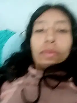 Snapshot of karolinee_66_ chatting on December 4, 5:16 am karolinee 66 online show from December 4, 5:16 am