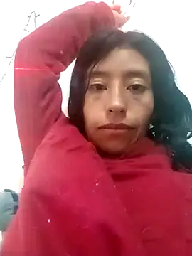 Snapshot of karolinee_66_ chatting on December 15, 4:40 am karolinee 66 online show from December 15, 4:40 am