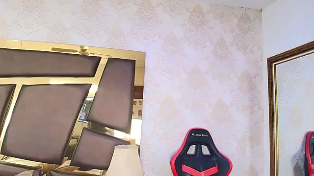 ZoehRoux online show from February 7, 10:29 am