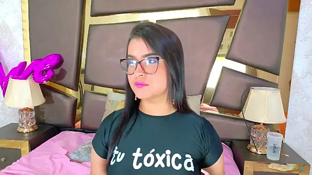 ZoehRoux online show from March 21, 7:11 am