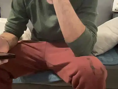 4small4inchlol online show from February 14, 8:05 pm