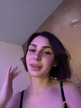 Snapshot of SandraCarter chatting on March 3, 12:27 pm SandraCarter online show from March 3, 12:27 pm