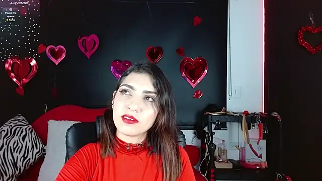 Carolaine69  online show from February 28, 1:47 pm