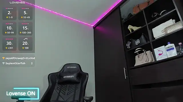 MeganDaviees online show from February 17, 1:25 am