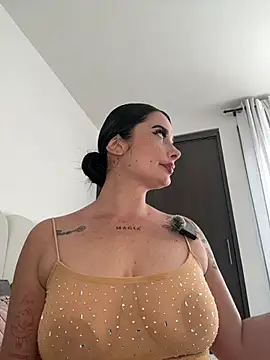 Snapshot of Libia_James chatting on June 22, 10:07 pm Libia James online show from June 22, 10:07 pm