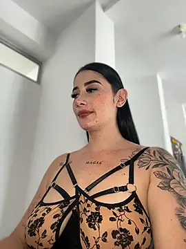 Snapshot of Libia_James chatting on July 21, 7:49 pm Libia James online show from July 21, 7:49 pm