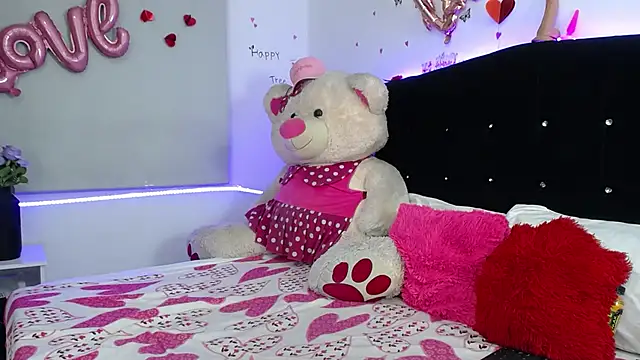 Daiyan Collins online show from March 3, 1:42 am