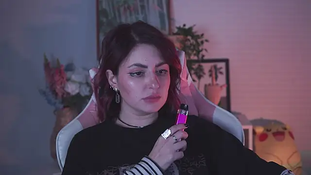 Lana  May online show from December 22, 3:11 pm