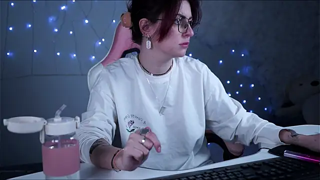 Lana  May online show from March 2, 2:43 pm