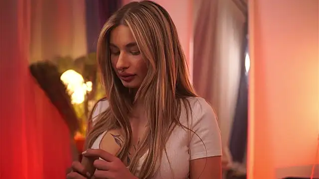 Snapshot of AvaShayy chatting on March 13, 11:16 pm AvaShayy online show from March 13, 11:16 pm