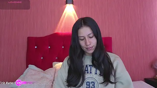 EmiGomez  online show from September 29, 1:16 pm