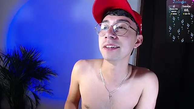 Snapshot of cameron_cum chatting on January 9, 5:33 pm cameron cum online show from January 9, 5:33 pm