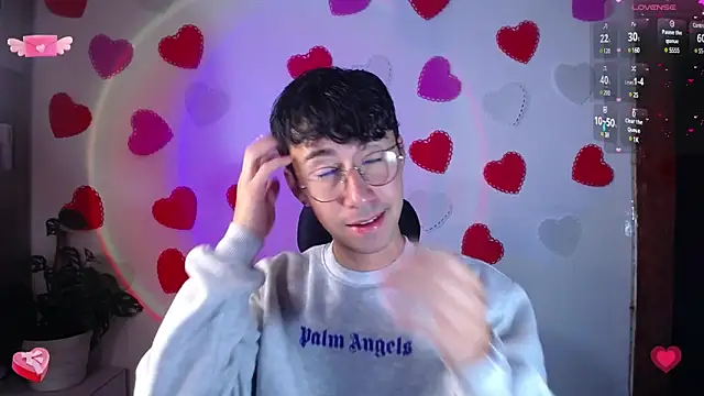 Snapshot of cameron_cum chatting on February 18, 9:54 am cameron cum online show from February 18, 9:54 am