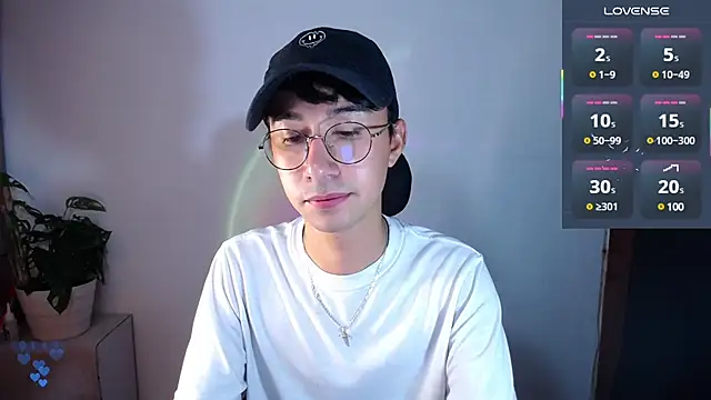 Snapshot of cameron_cum chatting on February 22, 3:58 pm cameron cum online show from February 22, 3:58 pm