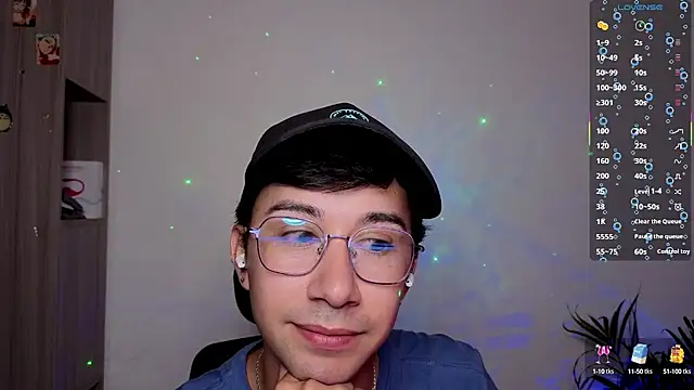 Snapshot of cameron_cum chatting on September 11, 1:55 pm cameron cum online show from September 11, 1:55 pm