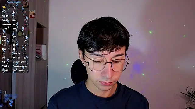 Snapshot of cameron_cum chatting on September 16, 11:33 am cameron cum online show from September 16, 11:33 am