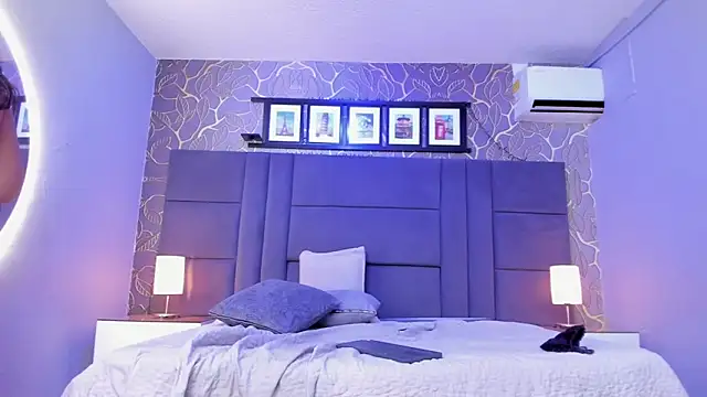 samyriverss online show from March 18, 3:20 am