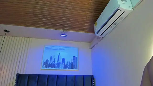 viiolett lee online show from November 14, 10:40 pm