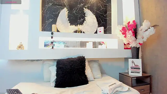 Cinthya mjs online show from September 29, 12:10 pm