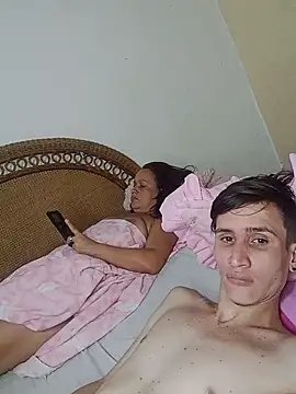 Snapshot of Milfvalesk chatting on January 4, 5:58 pm Milfvalesk online show from January 4, 5:58 pm